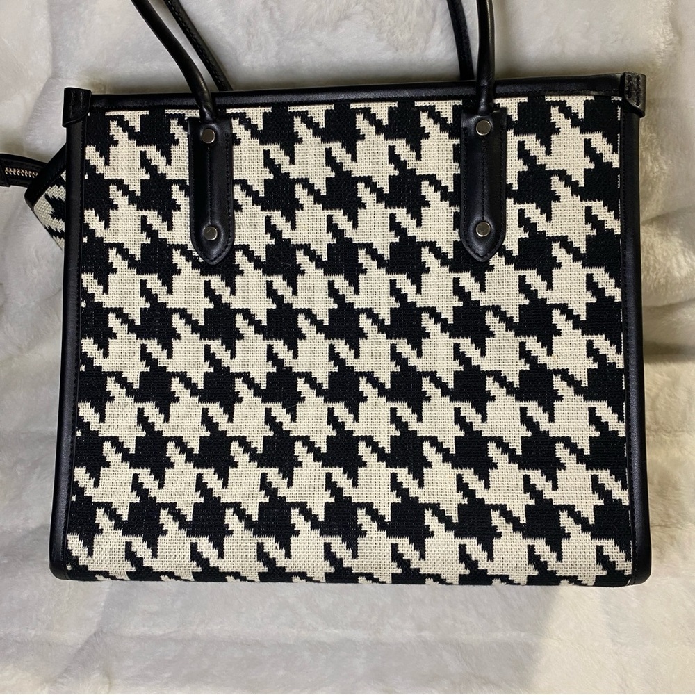 Excellent Condition Kate Spade Ella Houndstooth Jacquard
Tote Bag - Picture 9 of 16